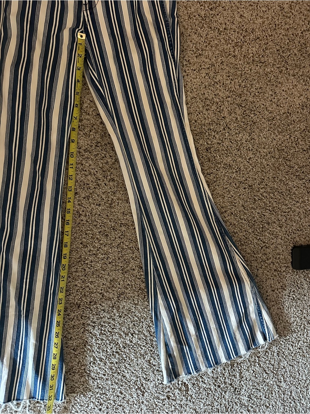 Free People Jolene Hip Hugger Flare Jeans Size 27 Railroad Stripe Raw Hem - Picture 6 of 9